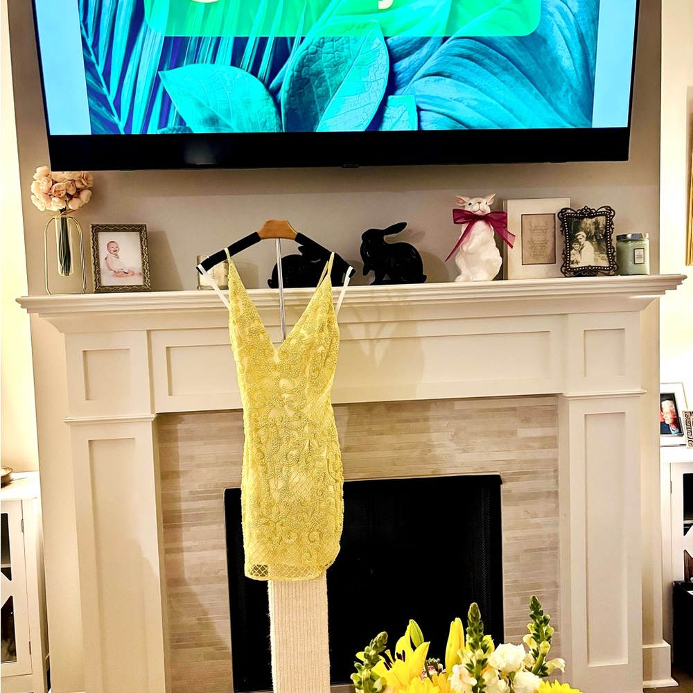 🍋 Primavera Couture Yellow Beaded Dress – Size 12 🍋 - Picture 4 of 16